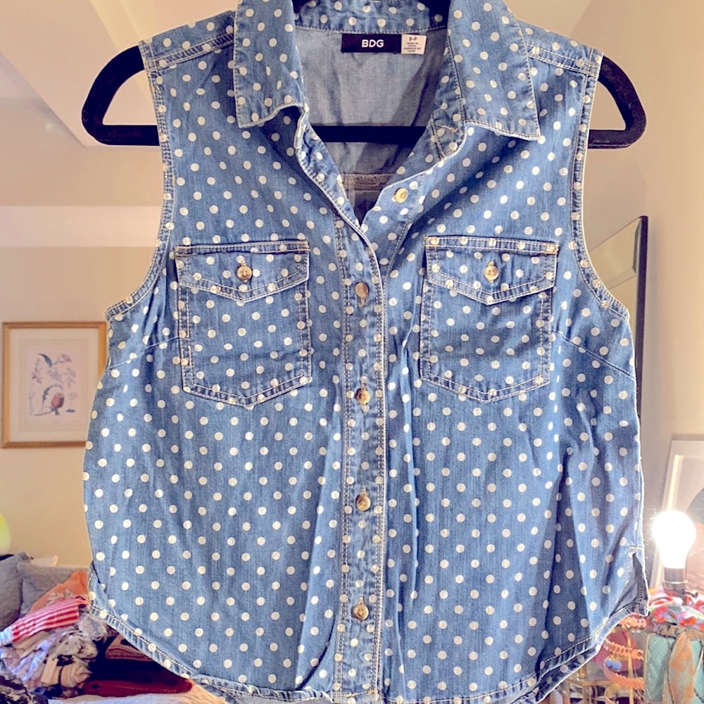 BDG sleeveless button up polka dot blouse